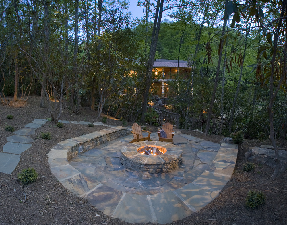 Can You Use Landscaping Bricks To Build A Fire Pit